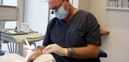 Имплантация зубов в Израиле